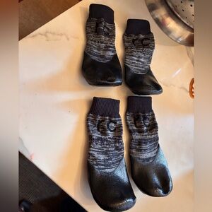 New no tags RC Pets sporty PAWks socks in black gray charcoal size XL